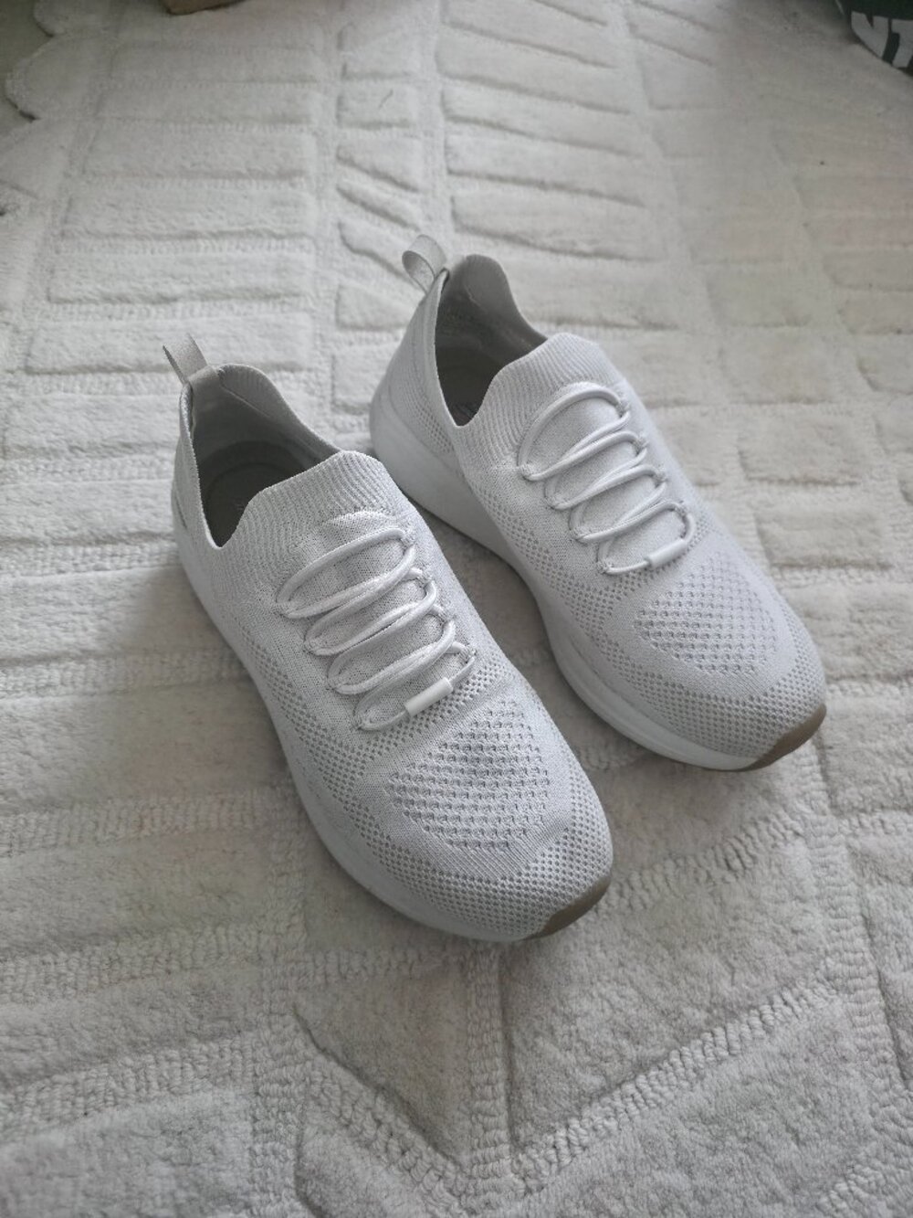 Sketchers BOB'S Sparrow 2.0 Allegiance Crew Slip-On Sneaker size 9.5